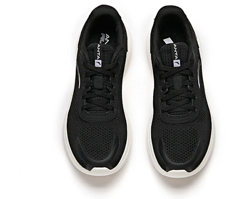 安踏跑步系列 舒適輕質 透氣 低幫 跑步鞋 女款 黑白 Lookbook 安踏跑步系列 舒適輕質 透氣 低幫 跑步鞋 女款 黑白