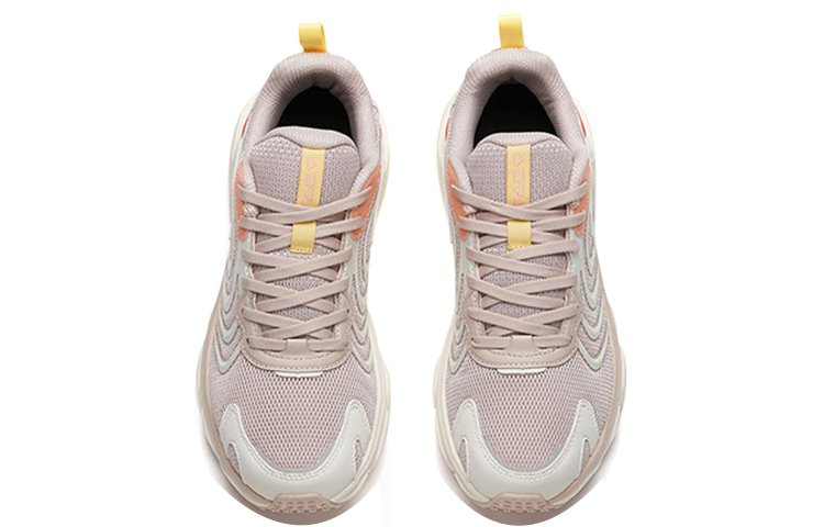 Shop (W) 安踏 跑步系列 低帮鞋 '灰白粉' 122115590-2