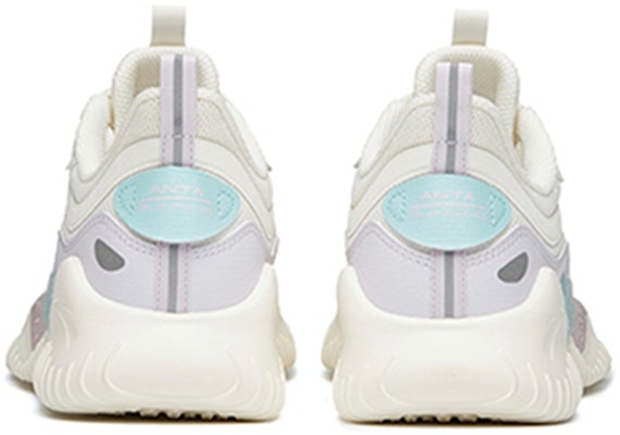 (W) Anta Sepatu Lari Seri Rendah 'Ivory White' 922145556-3 Purchase (W) Anta Sepatu Lari Seri Rendah 'Ivory White' 922145556-3