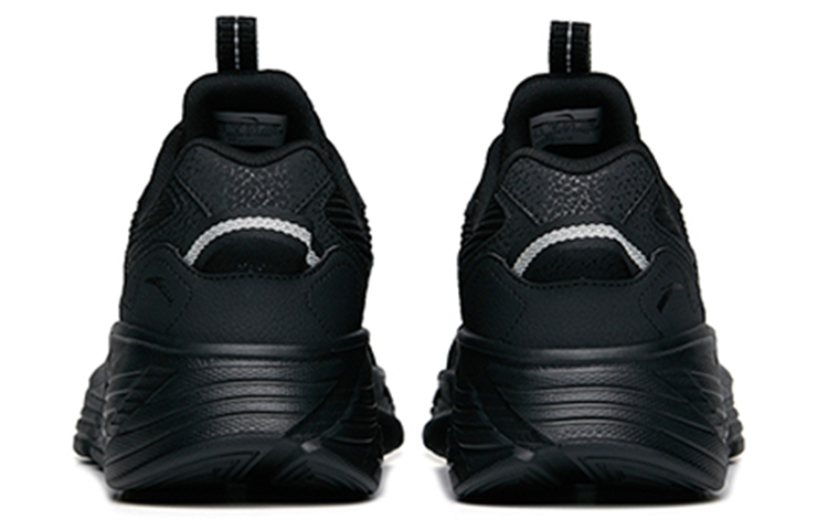 Purchase Anta Sepatu Lari Koleksi 'Hitam' 922245510-6