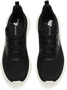 Anta安踏 跑步系列 防滑耐磨 低筒 跑步鞋 女款 黑白 Lookbook Anta安踏 跑步系列 防滑耐磨 低筒 跑步鞋 女款 黑白