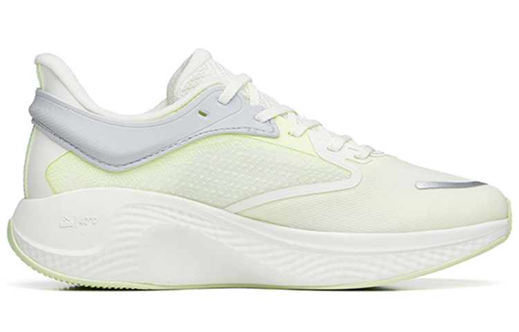 Order (W) 安踏跑步系列'白绿灰' 122235556-6