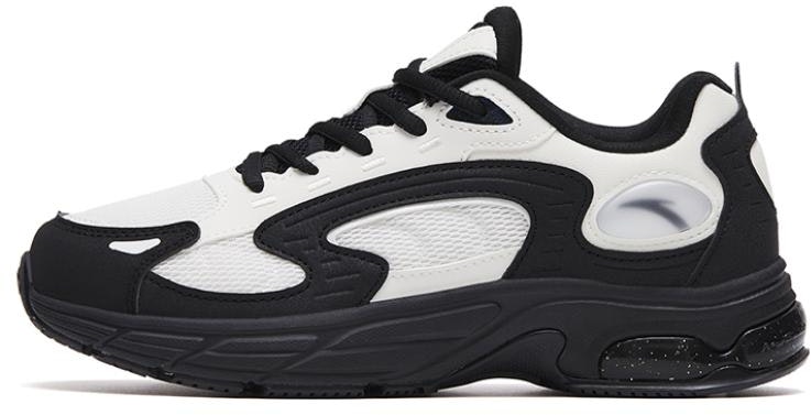 women-anta-running-shoes-low-white-black-122315503-8