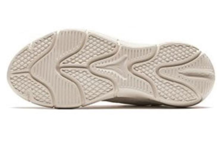 Purchase Anta安踏 舒適 防滑耐磨 低筒 跑步鞋 女款 泥沙灰香檳色