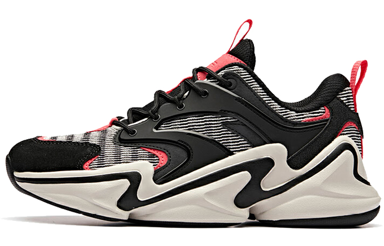 Buy 安踏少女心跑步鞋 女款 黑紅