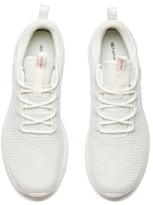 (W) Sepatu Lari Anta 'Ivory White' 922025521-2 Lookbook (W) Sepatu Lari Anta 'Ivory White' 922025521-2