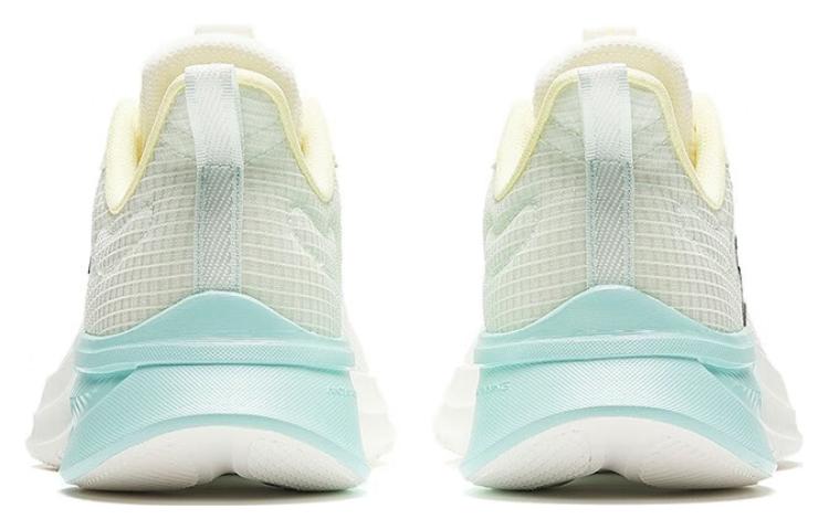 Purchase Anta安踏 耐磨防滑抗衝擊 低筒 跑步鞋 女款 白綠