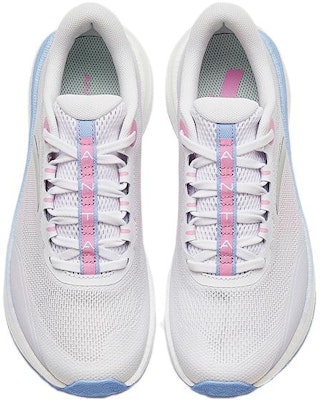 (W) 安踏跑步系列运动鞋“粉灰白” 122335585-1 Lookbook (W) 安踏跑步系列运动鞋“粉灰白” 122335585-1