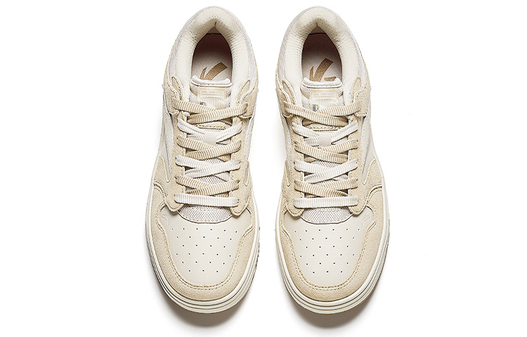 Lookbook (W) 安踏 SB 经典低帮 '椰子' 922338053-2