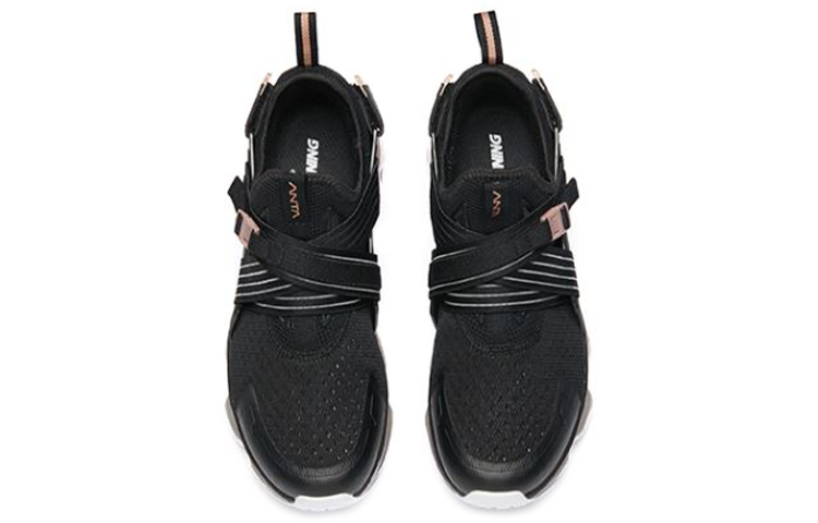 Shop (W) Anta SEEED 'Black Hole' Sepatu Sneakers Hitam 92925508-3