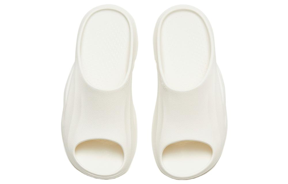 Lookbook (W) Anta Fluffy Sandal Putih 922326993-3