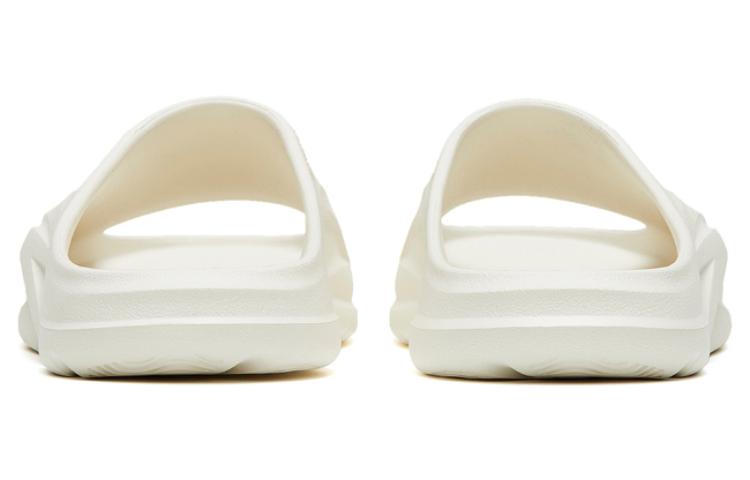 Shop (W) Anta Fluffy Sandal Putih 922326993-3