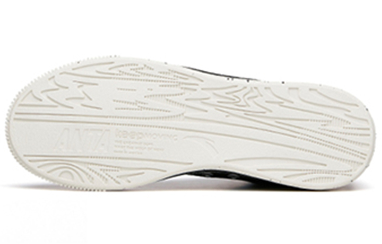 Details for (Women) Anta x Snoopy High Top 'Black' 922138604-2