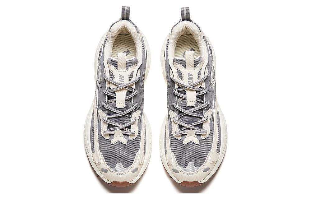 Lookbook (W) Anta Star 'Zapatilla Baja Gris estilo Dad Shoe' 922348836-3