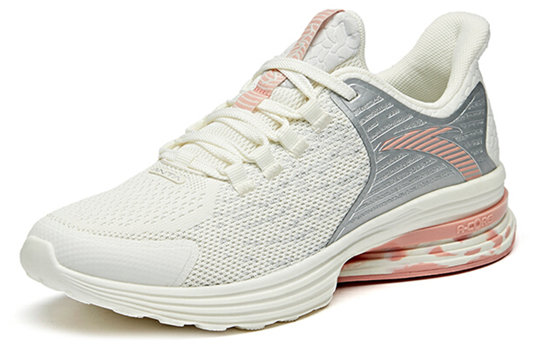 Lookbook (W) 安踏天启低帮‘银粉’ 122015518-4