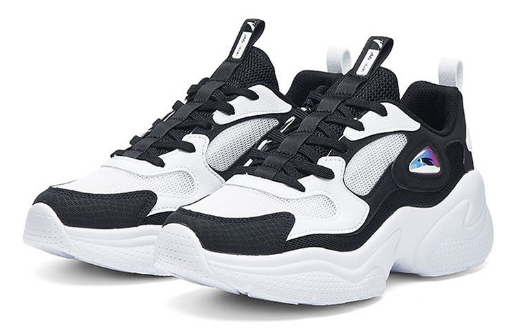 Lookbook (Women) Anta Training Low 'Black White' 122037756-3