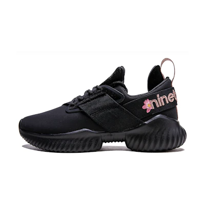 (W) Anta Training Series 'Black Dad Shoe'