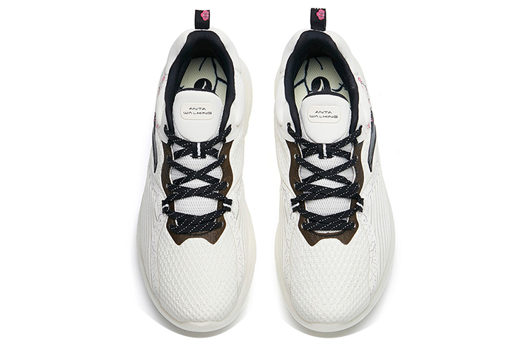 Lookbook 安踏 綜訓系列 休閒耐磨訓練鞋 女款 白黑