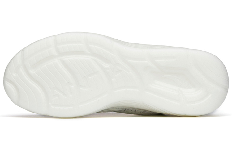 Purchase 安踏 綜訓系列 休閒耐磨訓練鞋 女款 白黑