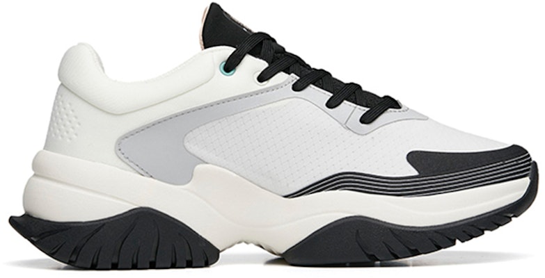 Anta安踏 綜訓系列 輕便透氣訓練鞋 女款 白黑 Order Anta安踏 綜訓系列 輕便透氣訓練鞋 女款 白黑