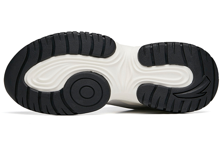 Details for Anta安踏 綜訓系列 輕便透氣訓練鞋 女款 白黑