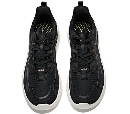 (W) Anta Sepatu Training 'Hitam Putih' 122127720-1 Lookbook (W) Anta Sepatu Training 'Hitam Putih' 122127720-1