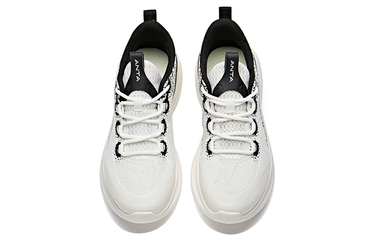 Lookbook (W) 安踏训练系列低帮'黑白配色' 122127758-1