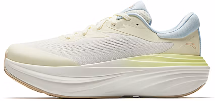 (Women) Anta Travel 2S White Casual Running Shoes with PG7 Technology 122535545-3