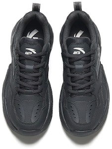 Anta安踏 行者 防滑耐磨 低筒 生活休閒鞋 女款 黑色 Lookbook Anta安踏 行者 防滑耐磨 低筒 生活休閒鞋 女款 黑色