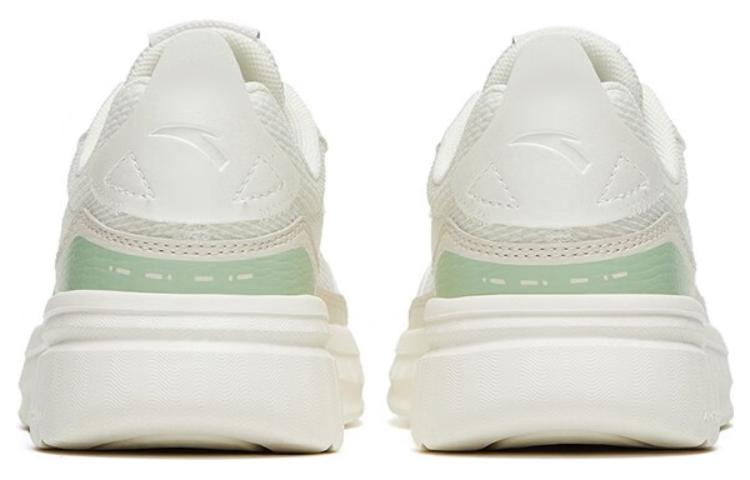 Lookbook (W) Anta Walker Low 'Putih Hijau' 122328816-2