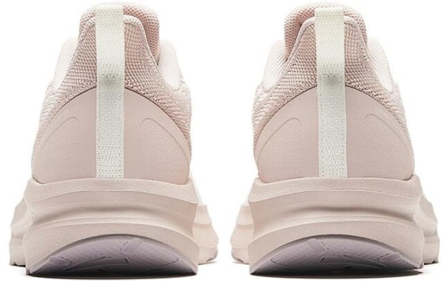 Anta安踏 雲途 舒適百搭 耐磨減震 低筒 跑步鞋 女款 白灰色 Shop Anta安踏 雲途 舒適百搭 耐磨減震 低筒 跑步鞋 女款 白灰色