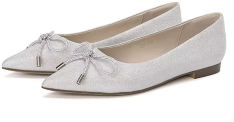 (W) Aokang 'Kasut Leper Hujung Runcing Perak Bertali Kasual' 1234111042 Lookbook (W) Aokang 'Kasut Leper Hujung Runcing Perak Bertali Kasual' 1234111042