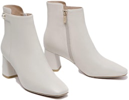 (W) 奥康白色羊皮方头方跟踝靴 1214911011 Lookbook (W) 奥康白色羊皮方头方跟踝靴 1214911011