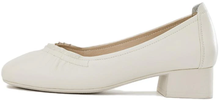 women-aokang-casual-slip-on-beige-1234111001