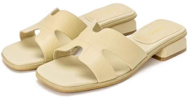 奧康AOKANG 羊皮 時尚露趾 一字拖鞋 女款 黃色 Shop 奧康AOKANG 羊皮 時尚露趾 一字拖鞋 女款 黃色