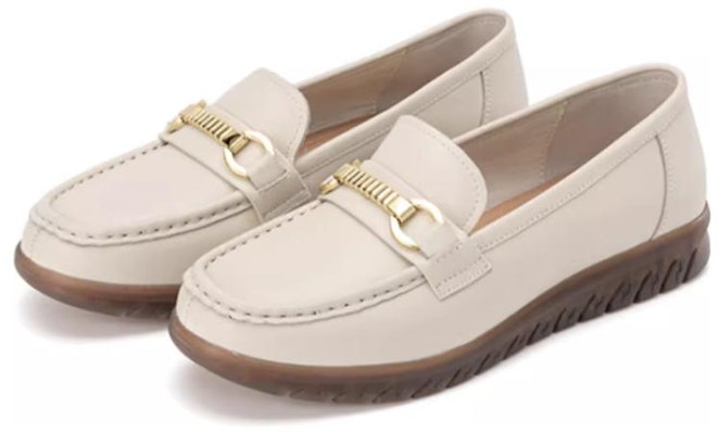 奧康AOKANG 頭層牛皮 舒適時尚 休閒單鞋 2.8cm 女款 米色 Lookbook 奧康AOKANG 頭層牛皮 舒適時尚 休閒單鞋 2.8cm 女款 米色