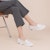 (W) Kasut Kasual Aokang Kulit Lembut Tapak 4cm 'Flats Fashion Selesa' 1224321023
