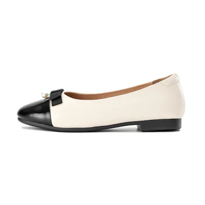 (W) Aokang Leather Round Toe Flat 'Beige Black'