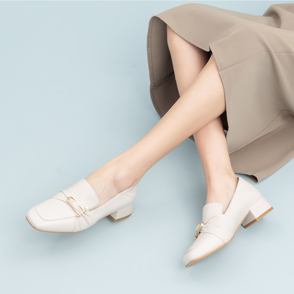 (W) Aokang Leather Square-Toe 'Metallic Beige' 圖 6