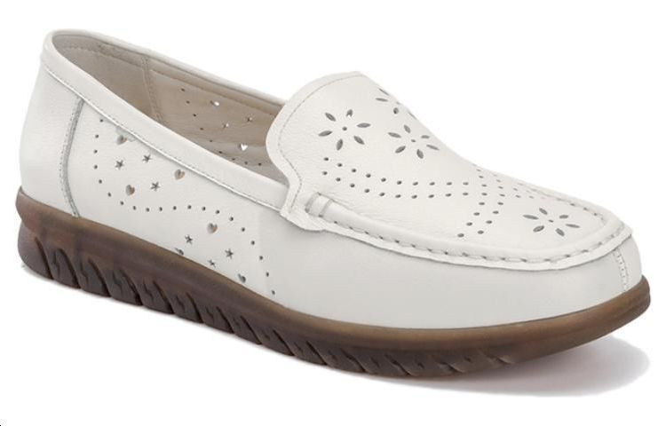 Order 奧康AOKANG 頭層牛皮 包頭套腳 豆豆鞋 女款 米色