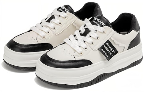 (W) Sneakers Platform Aokang Low-Top 'Hitam dan Putih' 1234422026 Lookbook (W) Sneakers Platform Aokang Low-Top 'Hitam dan Putih' 1234422026
