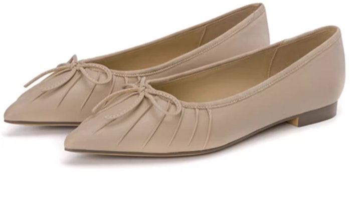 (W) 奥康PU杏色尖头休闲乐福鞋 1234111039 Lookbook (W) 奥康PU杏色尖头休闲乐福鞋 1234111039