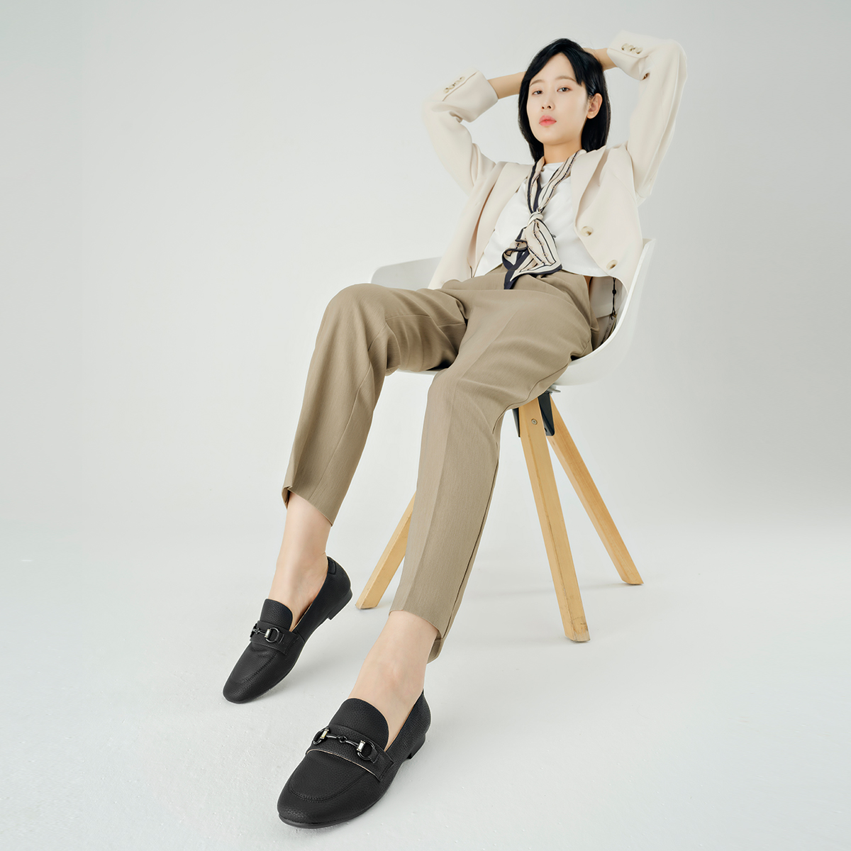 (W) Aokang PU Round Toe CMFT Slip-On Casual Flats 'Black' 圖 6