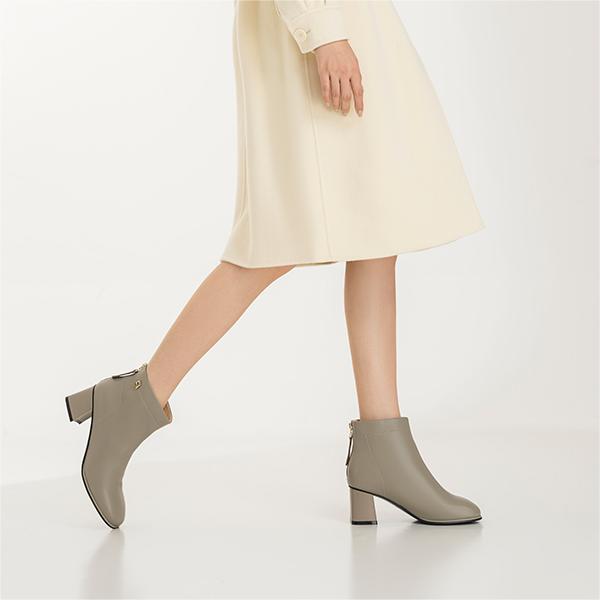 (W) Aokang Sheepskin Fashion Round Toe Ankle Boots 'Khaki' 圖 4