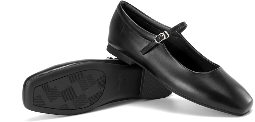 (W) Sepatu Kasual Sintetis Retro Fashion Wanita Aokang 1234211105 Shop (W) Sepatu Kasual Sintetis Retro Fashion Wanita Aokang 1234211105