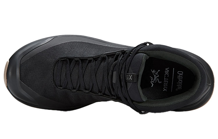 Lookbook (W) 아크테릭스 에어리오스 FL 미드 (블랙) L07846000