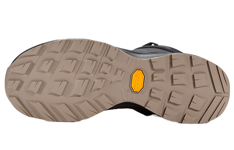 Shop (W) 아크테릭스 에어리오스 FL 미드 (블랙) L07846000