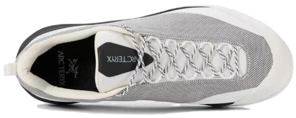 始祖鸟 Konseal FL 2 减震防滑耐磨 低筒 戶外功能鞋 女款 白灰 Lookbook 始祖鸟 Konseal FL 2 减震防滑耐磨 低筒 戶外功能鞋 女款 白灰