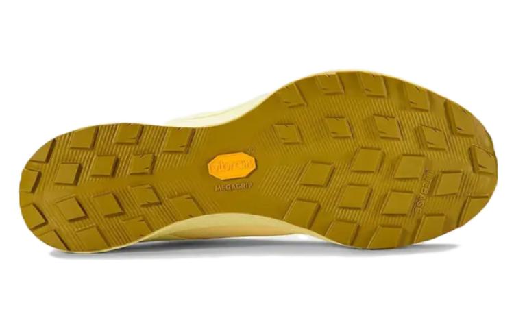 Shop (W) Arc''teryx Norvan SL 2 ''Komfort Gelb'' L0772410023