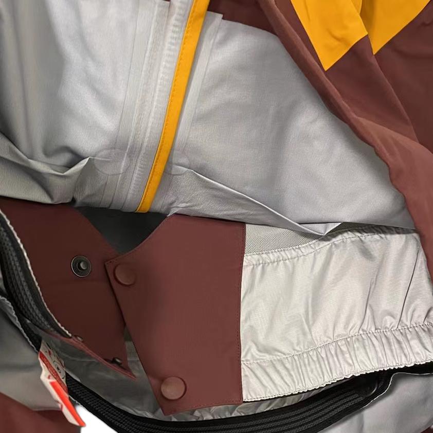 Purchase (Women) Arcteryx Arc'teryx  Shashka Gore-Tex Jacket Waterproof Windproof Breathable Coat. 25747